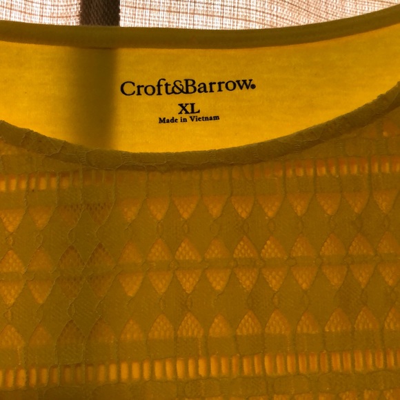 Women’s top - Picture 2 of 3